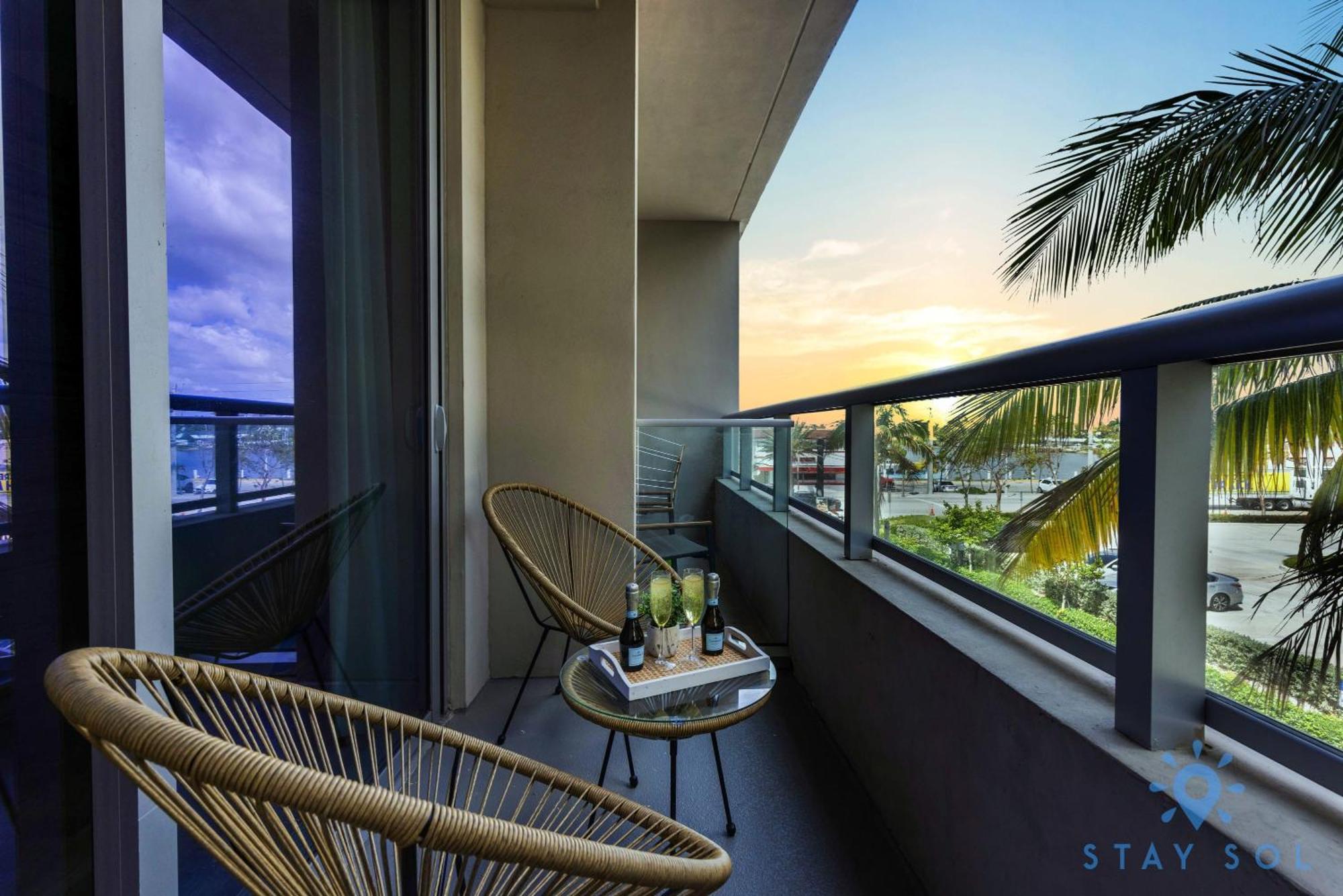 Rooftop Pool - Hollywood Beach Boardwalk Exterior foto